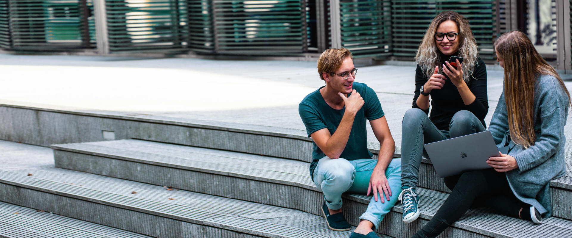 TRON Fee vs Ethereum Fee – Which Network Is Cheaper?